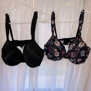 Two pack, one black & one floral/black bras.